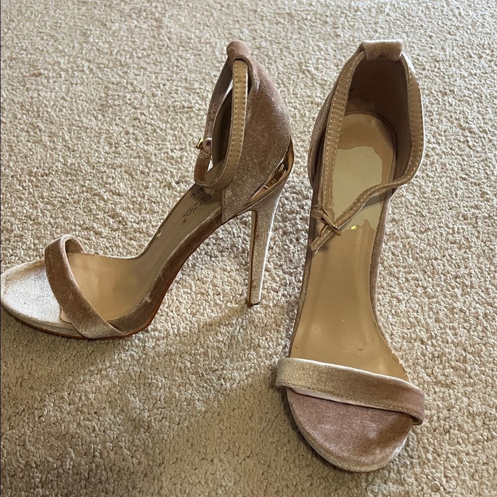 Blush Pink Velvet High Heel Sandals size9